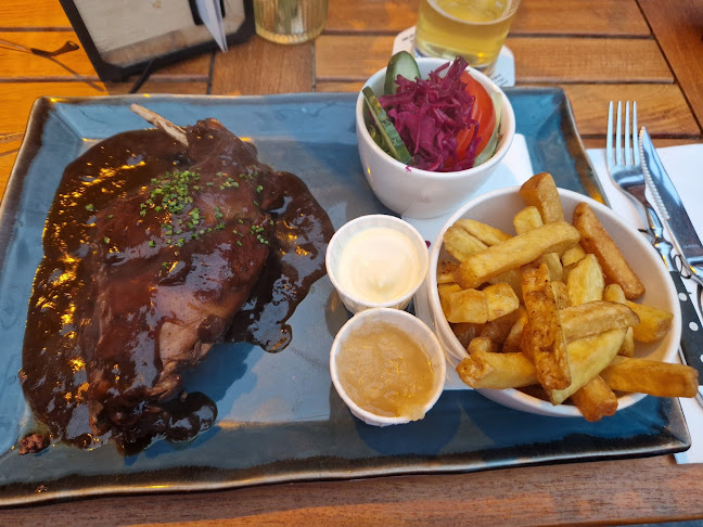 Pieke Potloed Phone number