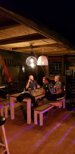 Roots Foodbar Open Times