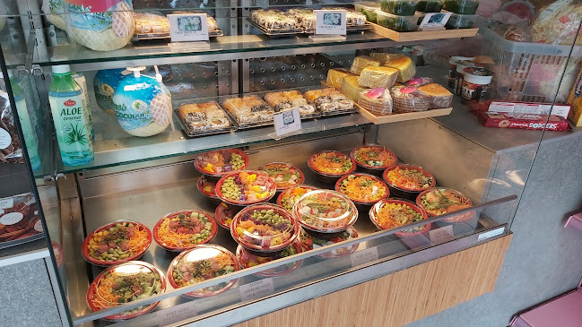 Mr Bento Phone number