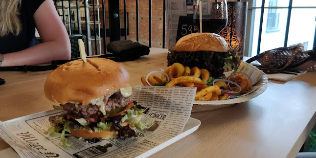 Comments and reviews of Foodhall Breda