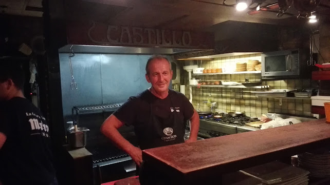 Comentarii opinii despre Castillo Tapas y Steaks