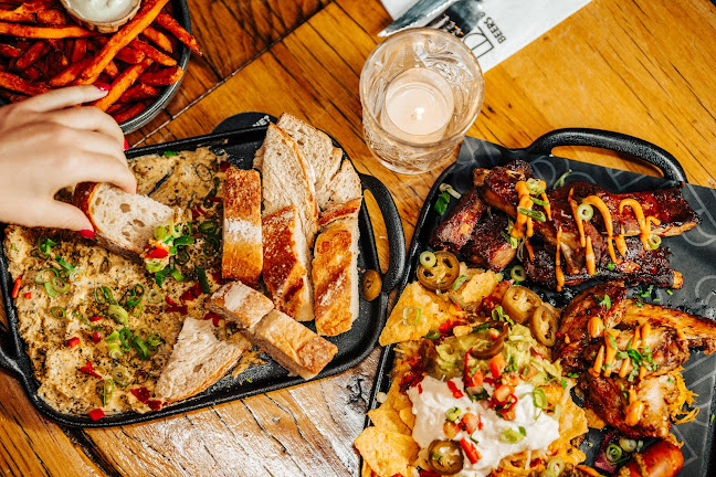 Comentarii opinii despre Beers & Barrels - Utrecht Veilinghaven