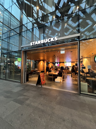 Den Haag Central Station, Kon. Julianalaan 10-15, 2595 AA Den Haag