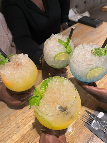 Comentarii opinii despre DaVinci Rotterdam