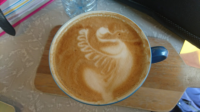 Comentarii opinii despre Koffie Leute Brauhaus