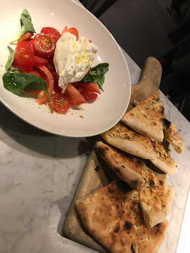 Opinii despre Pazzi De Clercqstraat în Amsterdam - Horeca