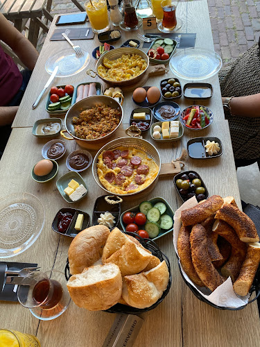 Olive & Lemon - Arnhem