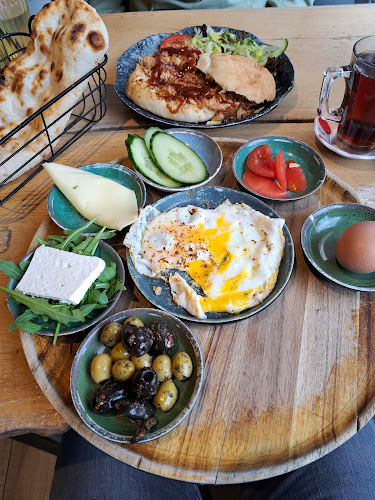 Cozy Lunchroom Phone number