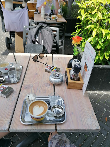 Comentarii opinii despre Blendz Coffee