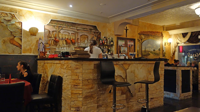 Pizzeria Nápoli Restaurant Open Times