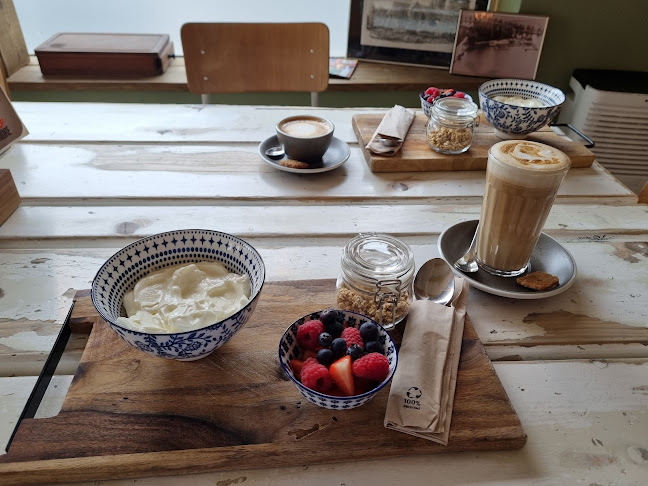 Ollie's coffee and more Open Times