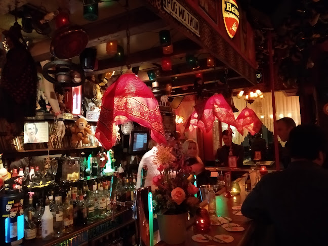 Comentarii opinii despre Café Happy End