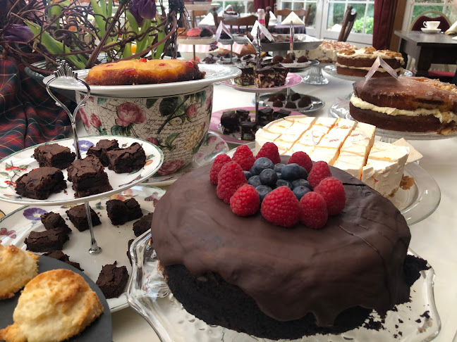 Lucy's Inn - Eesergroen