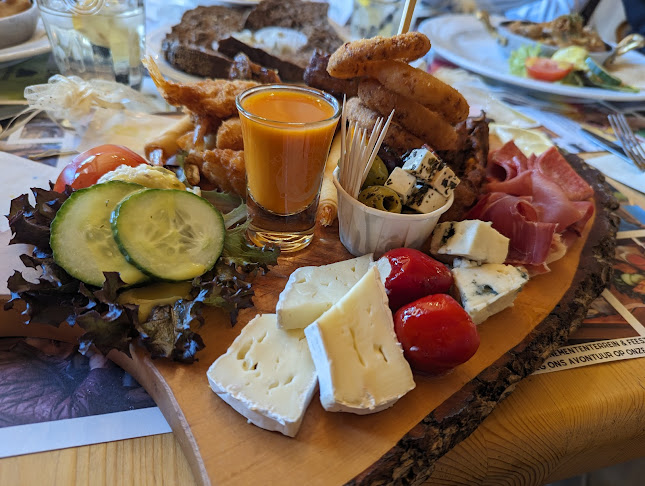 De Witte Stein Phone number