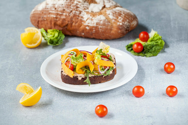 Opinii despre DeCup Coffee în Den Haag - Horeca