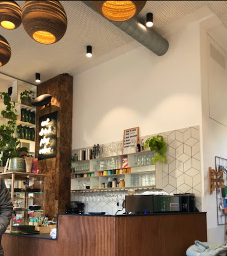 Comments and reviews of Juffrouw van Zanten Rotterdam West