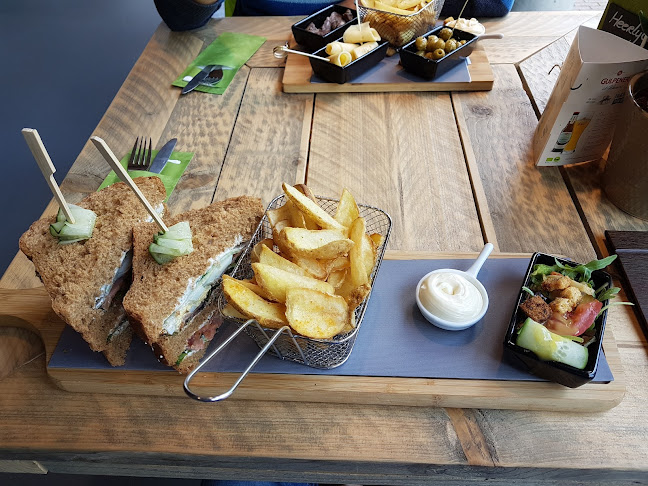 Opinii despre Winkelcentrum 't Rond în Winschoten - Horeca