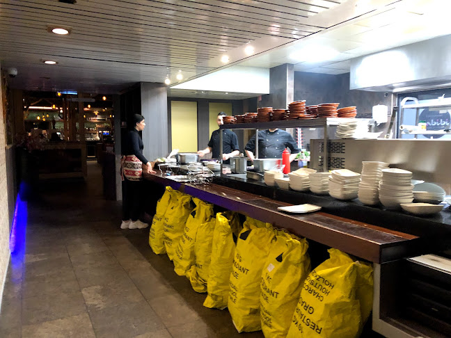 Comments and reviews of Habibi