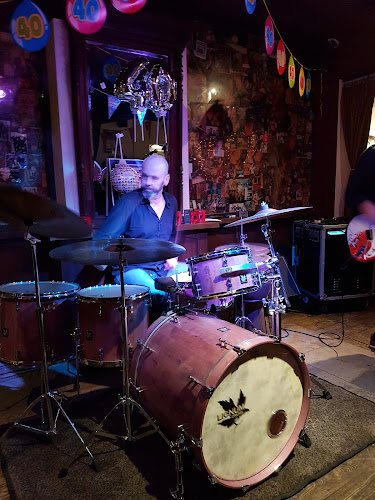 Comentarii opinii despre Muziekcafé Barbiertje
