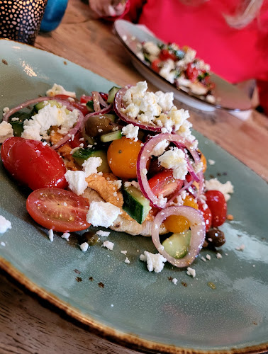 Bij Petrus Phone number