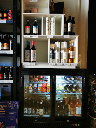 Holy wines Phone number