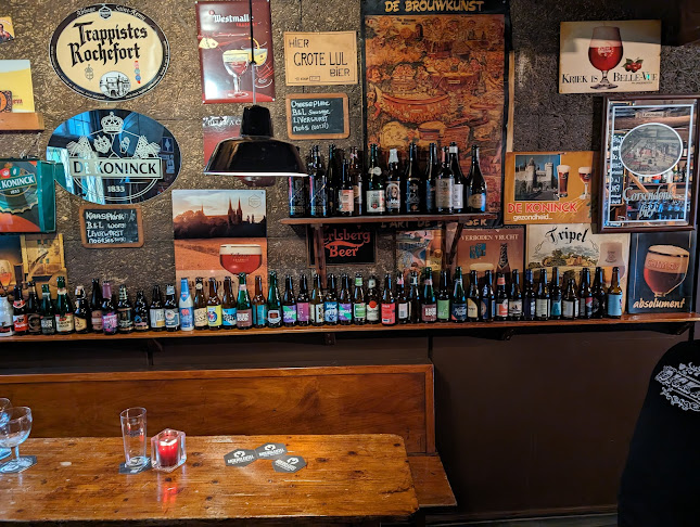 Comentarii opinii despre Café Gollem Raamsteeg