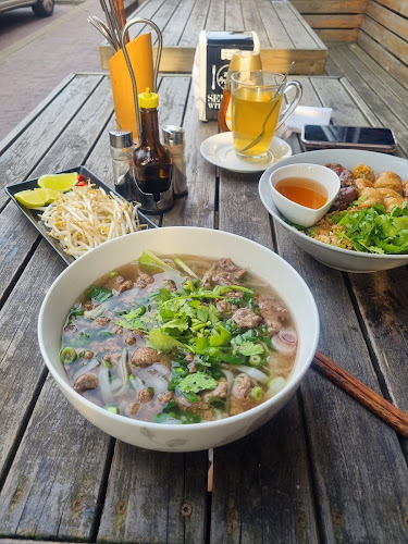 Opinii despre VuVu The Hague în Den Haag - Horeca