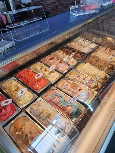 Opinii despre IJssalon Dominique în IJmuiden - Horeca