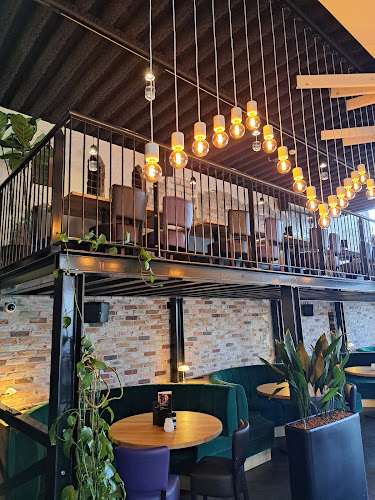 Grand Café Cascada Open Times