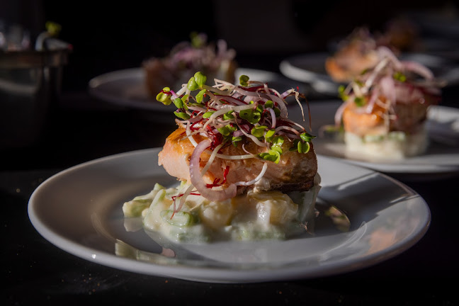 Comentarii opinii despre Feral BBQ & Catering