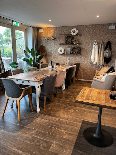 Restaurant Long Island Open Times