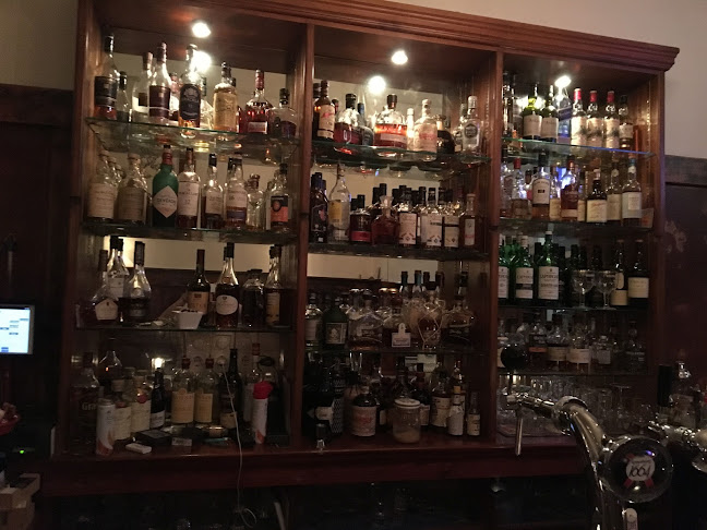 Comments and reviews of Jacks' Cigar Bar