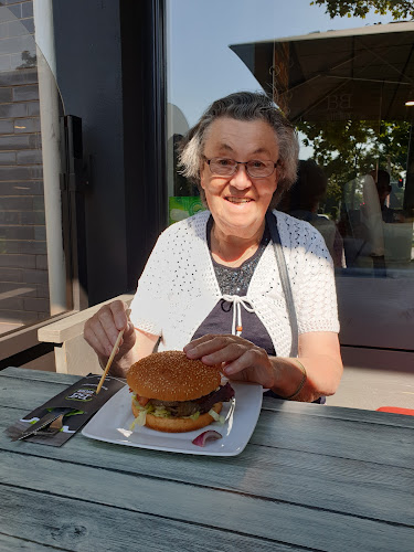 Comentarii opinii despre Big Bread Kitchen Popeye