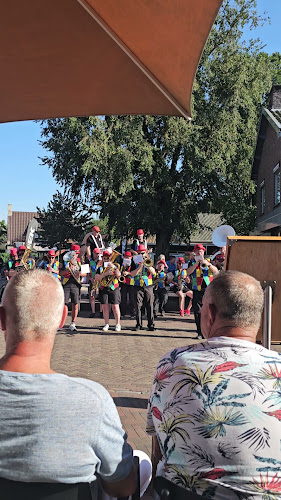 Davila's Kitchen & Bar