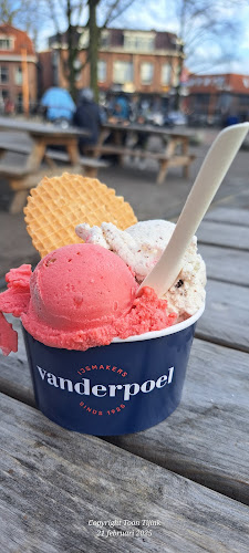 van der Poel ijssalon