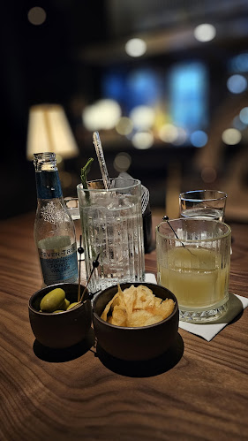 10 (entrance at Hotel Beaumont, Lage Barakken, 6221 CJ Maastricht