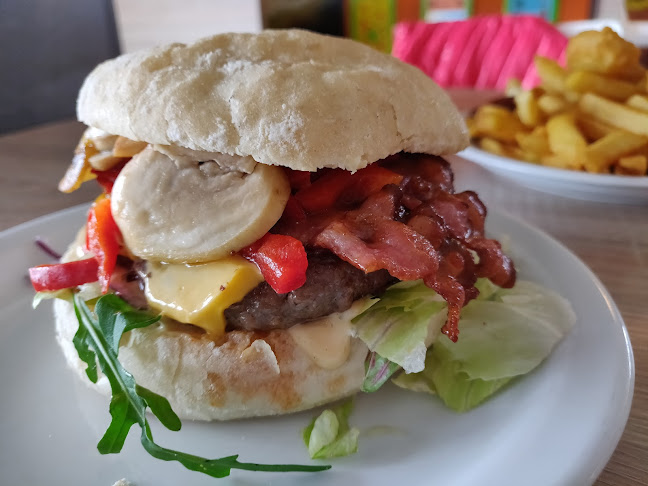 Plaza Snackbar & Cafetaria - Horeca