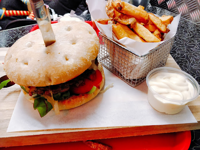 Comentarii opinii despre Cafetaria Twilight