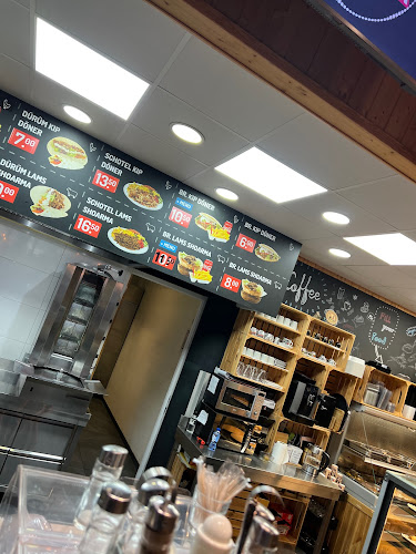 Opinii despre Lezzet Dúnyasi în Zaandam - Horeca