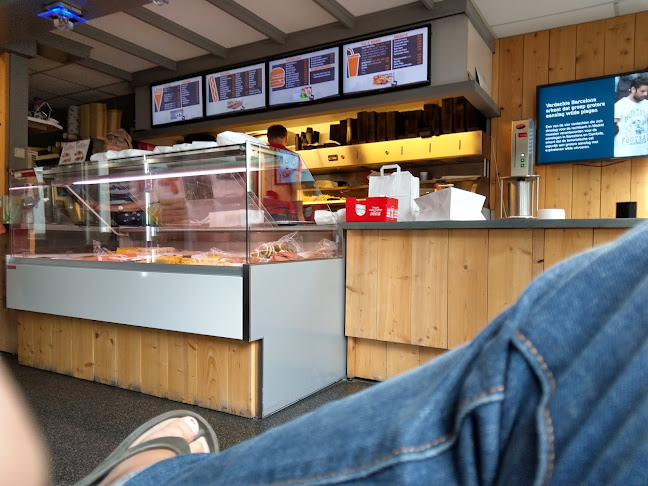 Comentarii opinii despre Snackbar Lucullus