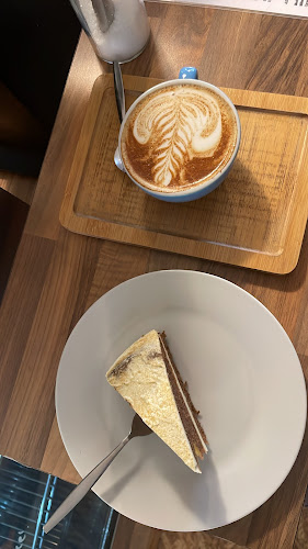 Comentarii opinii despre Black & Bloom