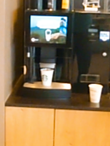 Opinii despre Starbucks - Shell în Middelburg - Horeca