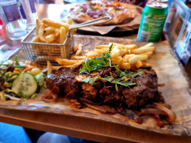 Familierestaurant Cafetaria De 4 Linden - Oost-