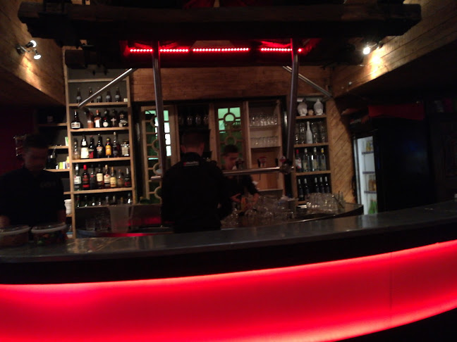 Comments and reviews of Pesos Eten en Drinken