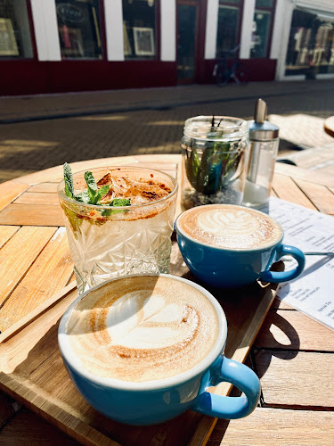 Black & Bloom - Groningen