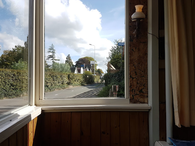 Eetcafé "'t Laantje" Phone number