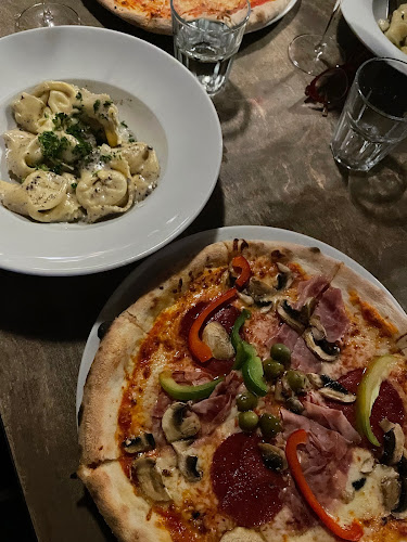 Opinii despre Tredici în Tilburg - Horeca