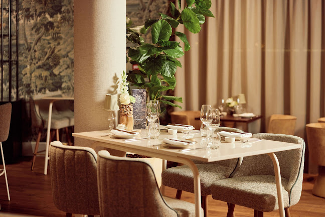 OZZO Oriental Restobar Open Times