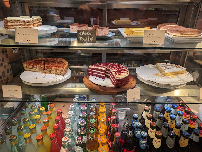 Comentarii opinii despre Doppio Espresso Den Haag