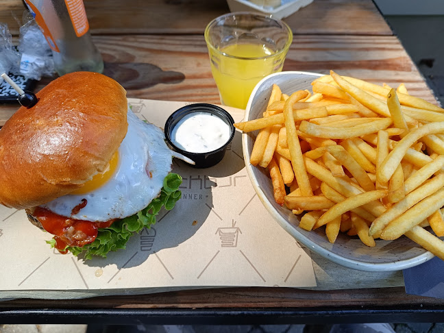 De Snackbar lunch and dinner